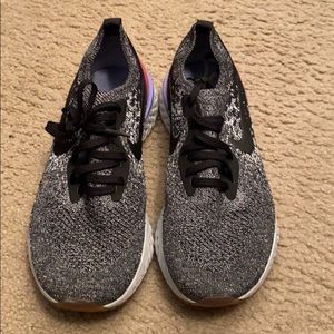 Nike React sz 7.5 Men